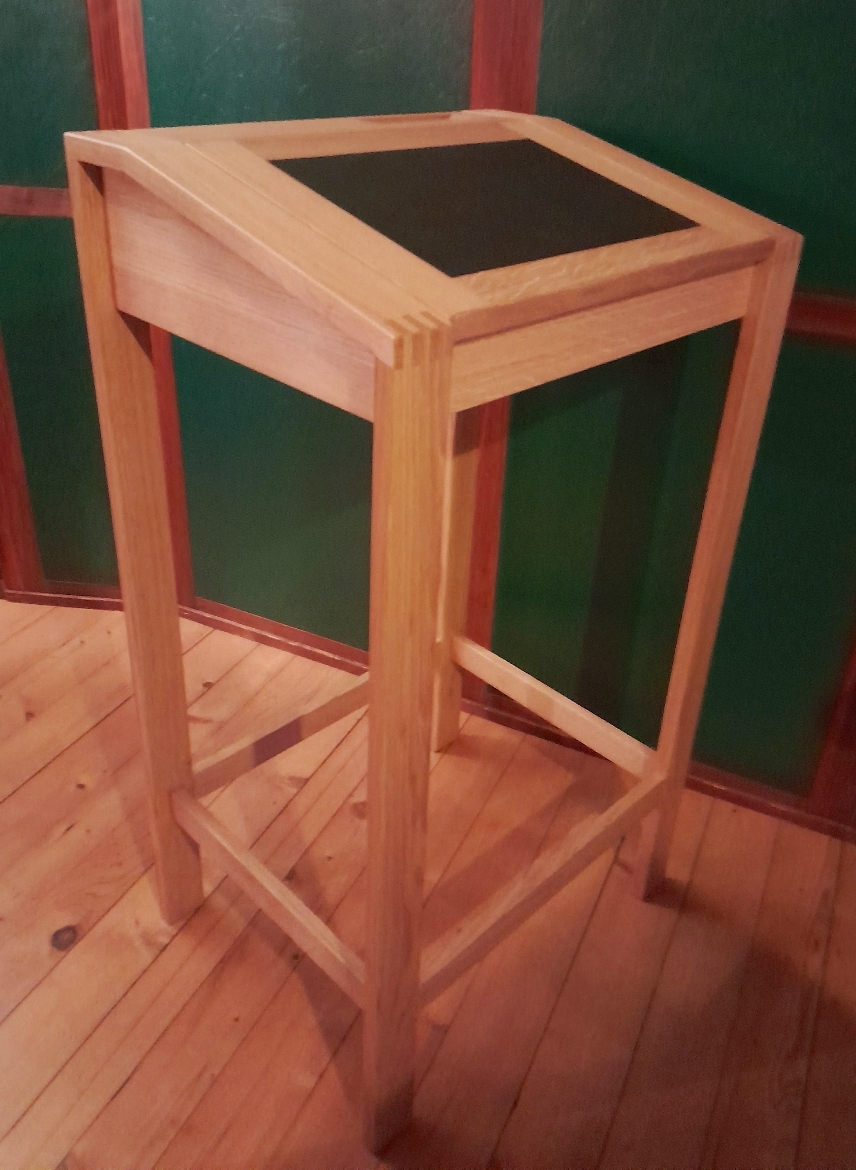 Stehpult_Rahmenbauweise